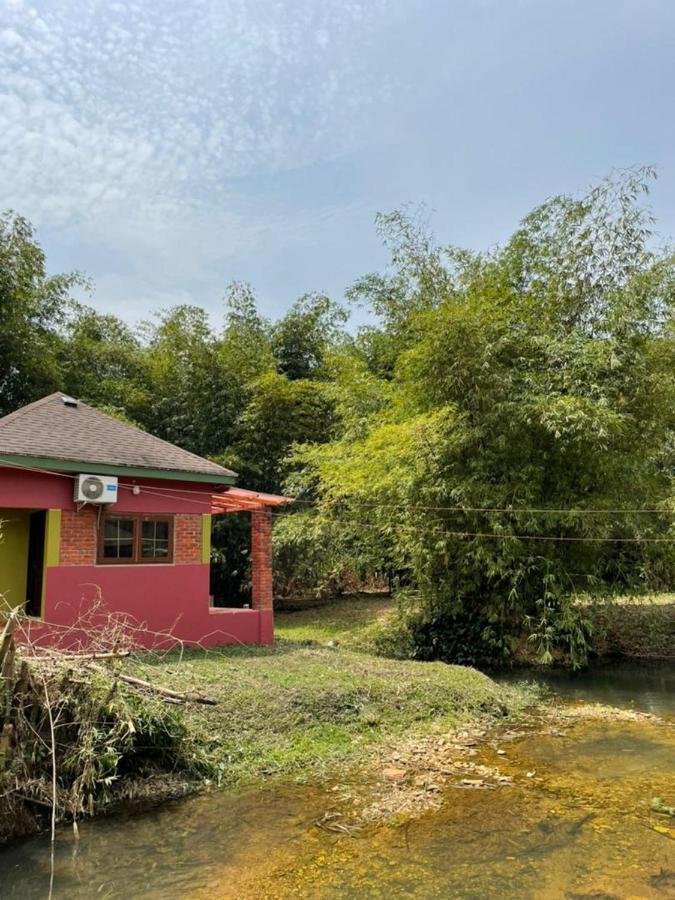 Bamboo River Resorts Wli Afegame Екстер'єр фото